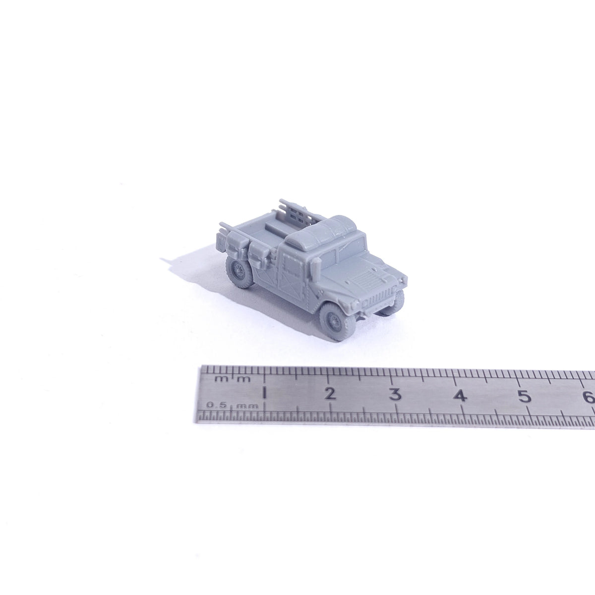 1/144 Scale HMWWV Cargo unpainted miniatures reisn Model kits