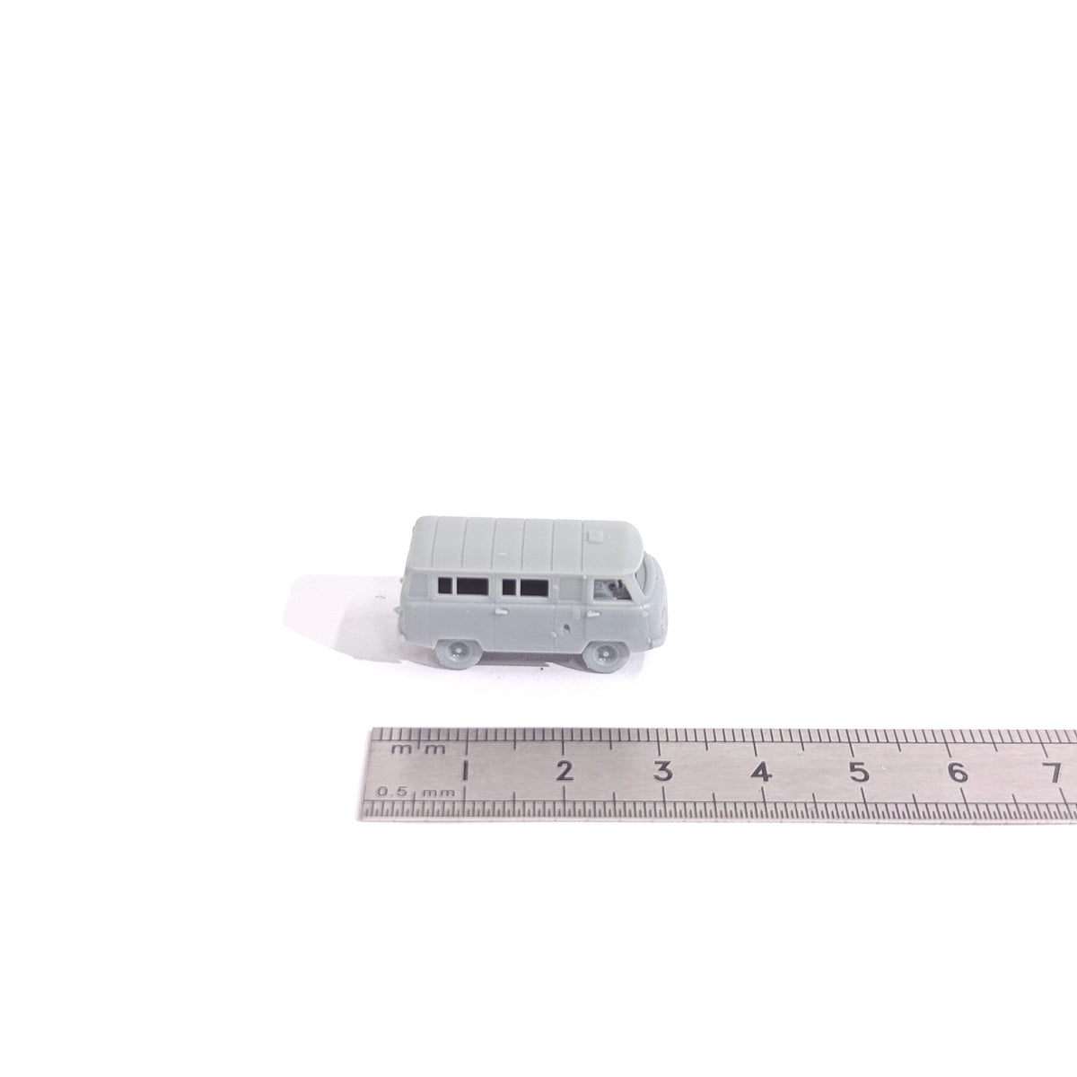 1/144 Scale UAZ-452 Unpainted Miniatures Reisn Model Kits