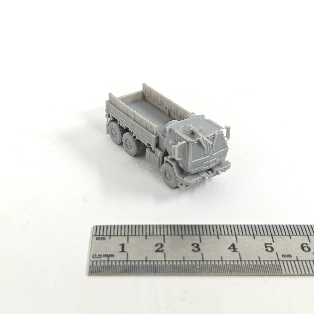 1/144 Scale M1083 FMTV Cargo Truck Model kits