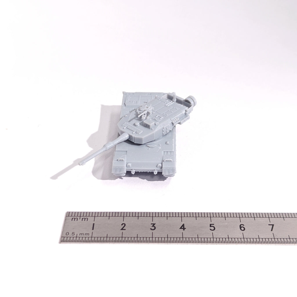 1/144 Scale Type 90 Kyu-Maru Main Battle Tank unpainted miniatures reisn Model kits