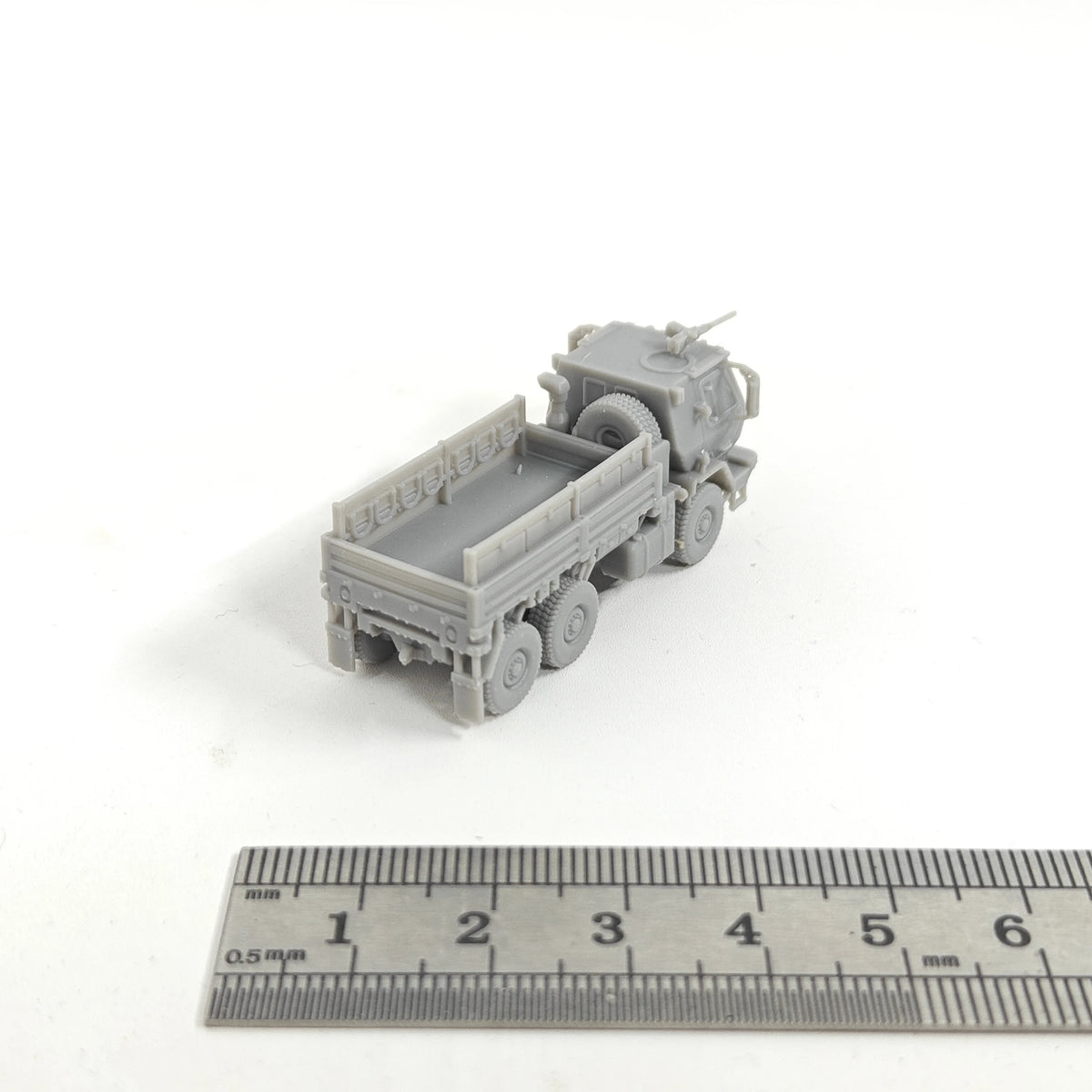 1/144 Scale M1083 FMTV Cargo Truck Model kits