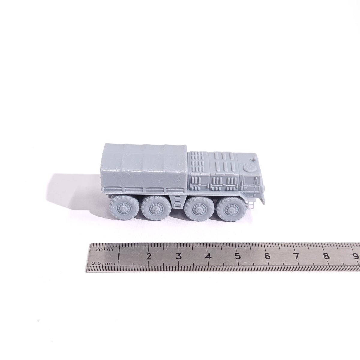1/144 Scale MAZ-535 Tractor Truck(closed) unpainted miniatures reisn Model kits