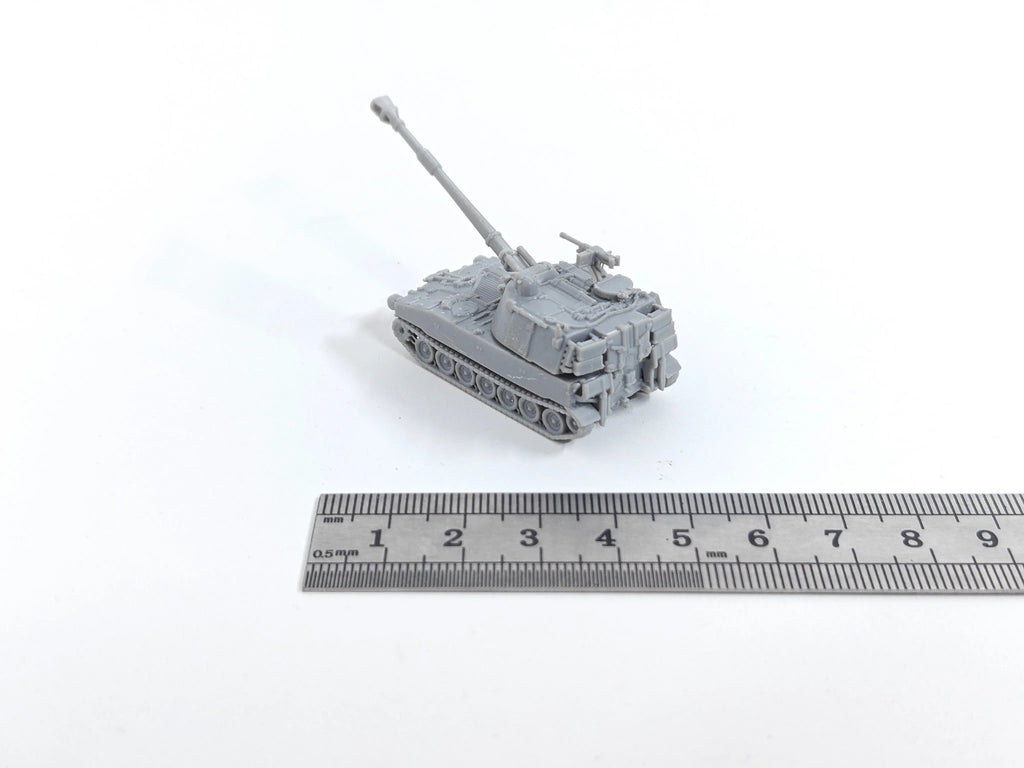 1/144 Scale unpainted miniatures M109 Self-Propelled Model kitss