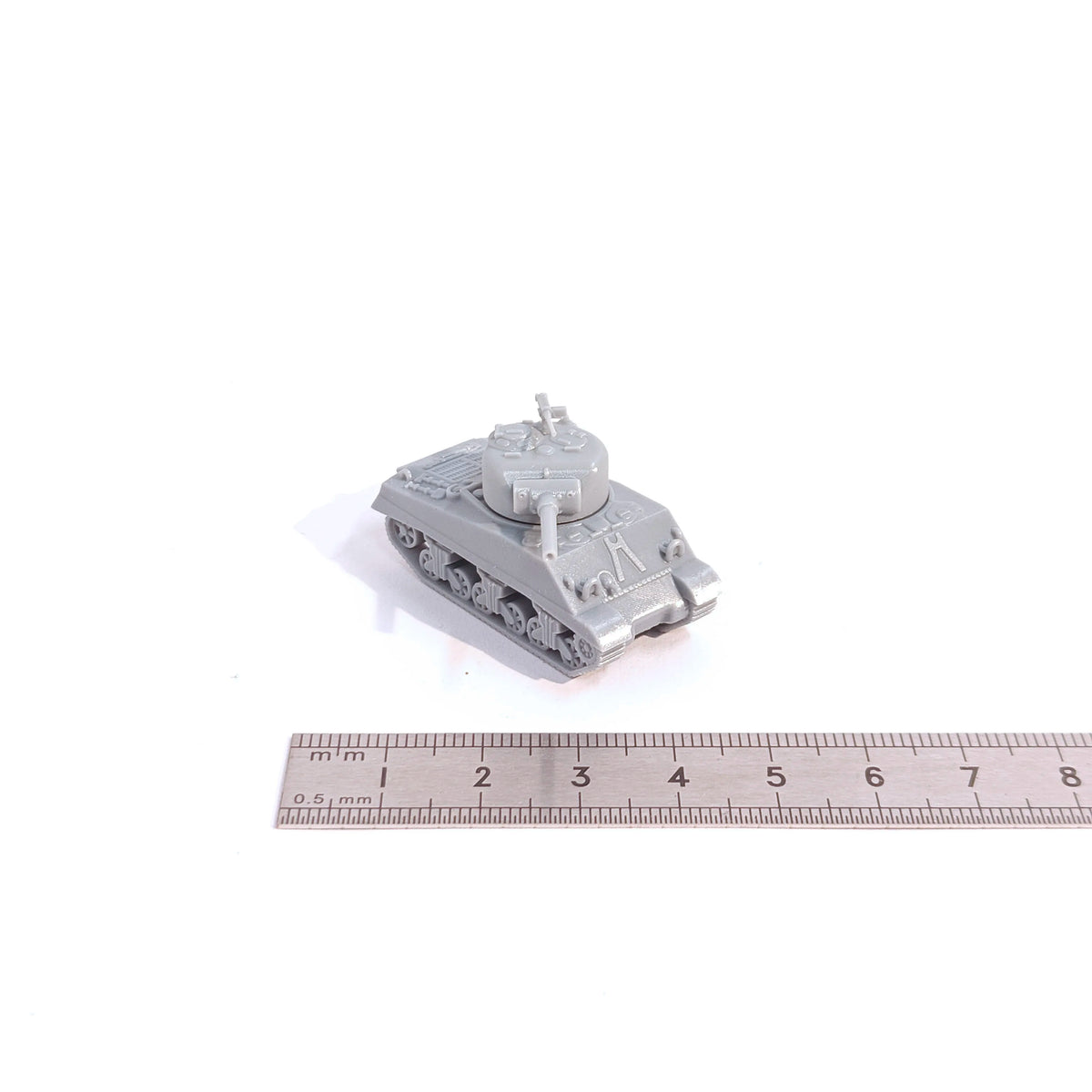 1/144 Scale M4 105mm sherman tank Unpainted Miniatures Reisn Model Kits