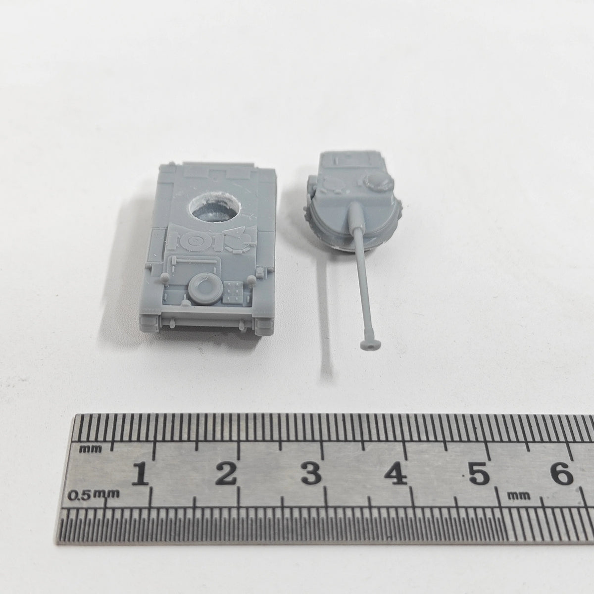 1/144 Scale AMX-13 Light Tank Model kits