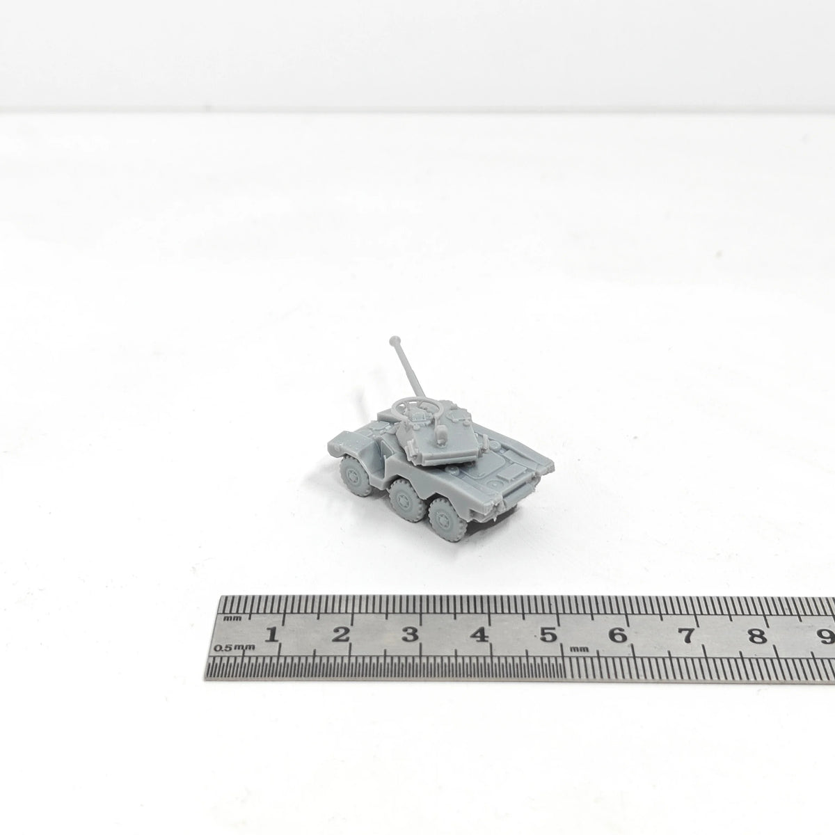 1/144 Scale Panhard ERC-90 wheeled tank Model kits