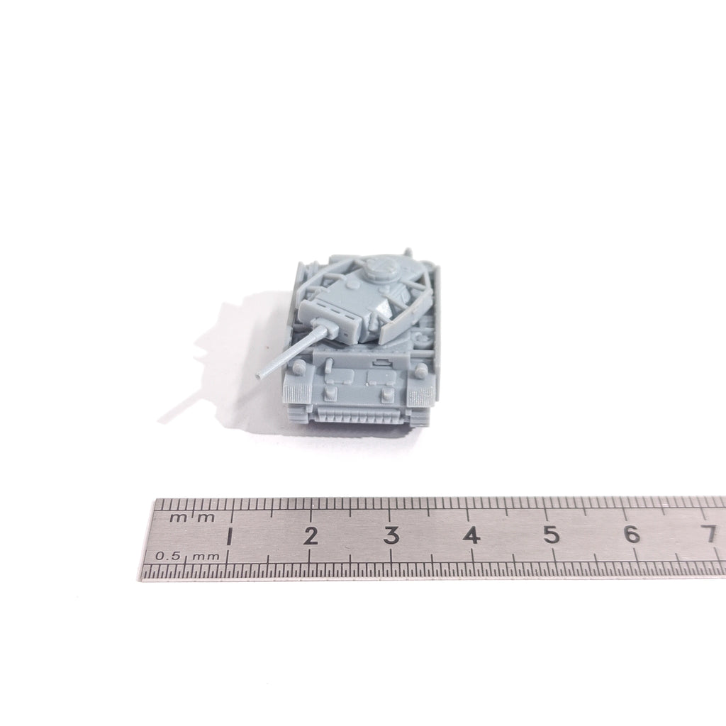 1/144 Scale Panzer III Ausf. M Unpainted Miniatures Reisn Model Kits