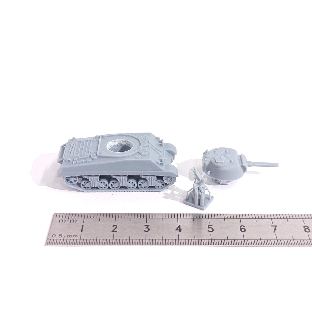 1/144 Scale M4 105mm sherman tank Unpainted Miniatures Reisn Model Kits