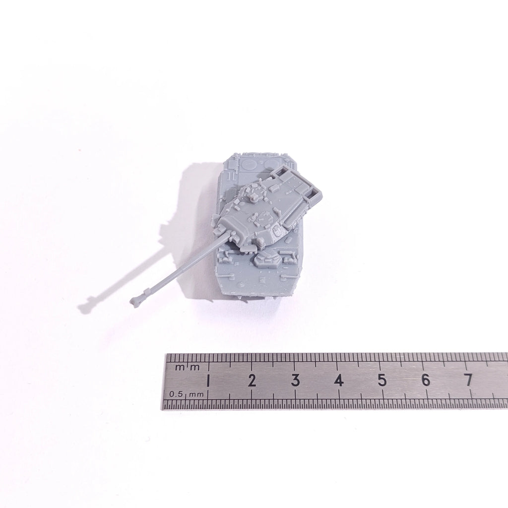 1/144 Scale AMX-10RCR Tank Destroyer unpainted miniatures reisn Model kits