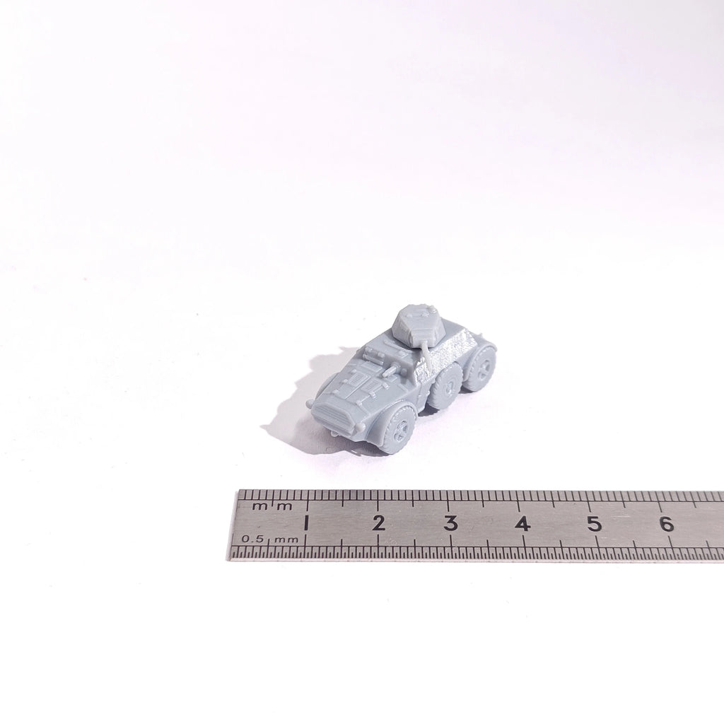 1/144 Scale Autoblinda AB41 armoured car unpainted miniatures reisn Model kits